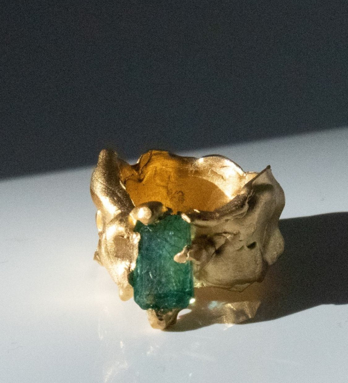 Emerald Crowned Ring | The Bow Jewelry