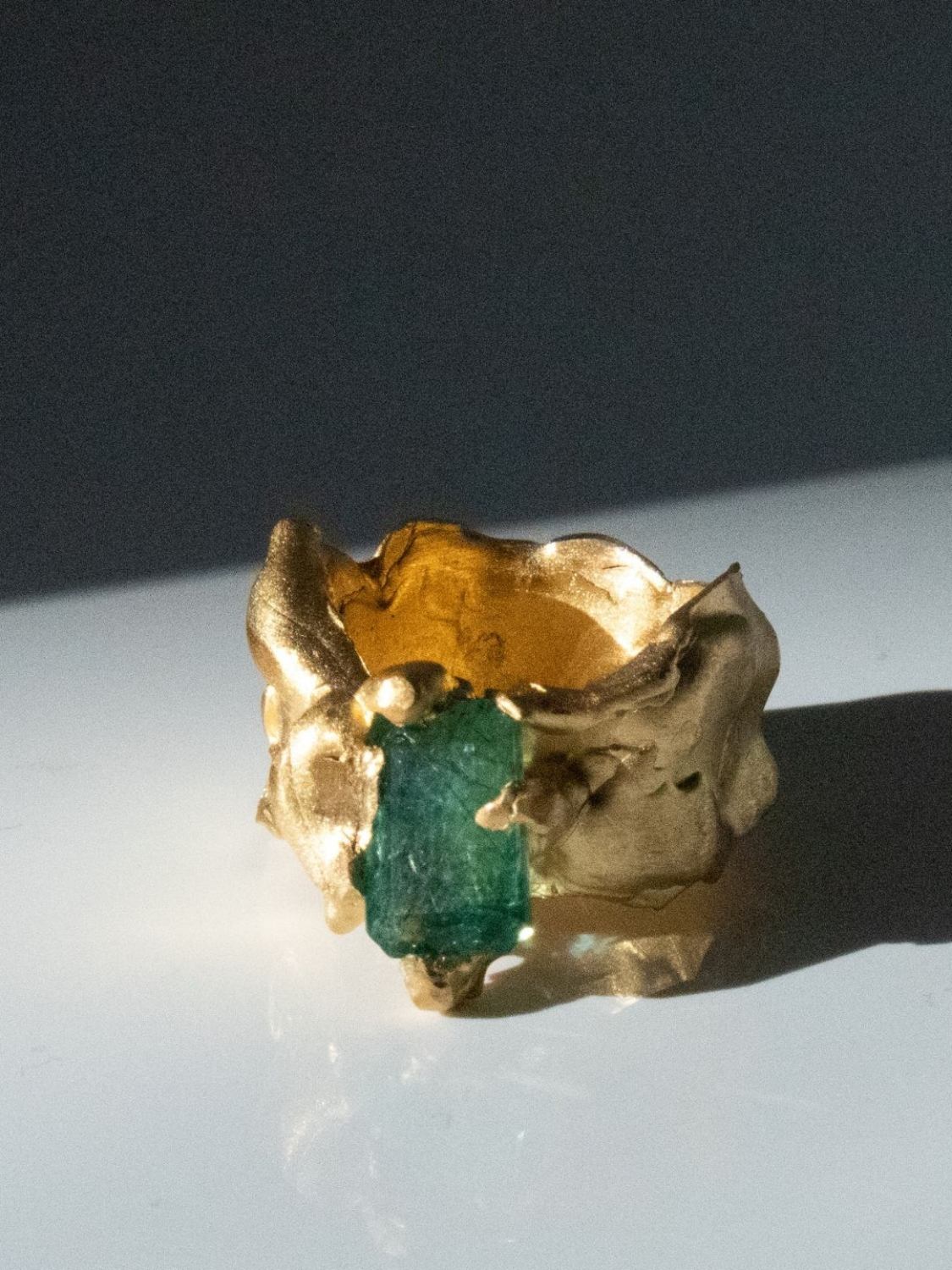 Emerald Crowned Ring | The Bow Jewelry