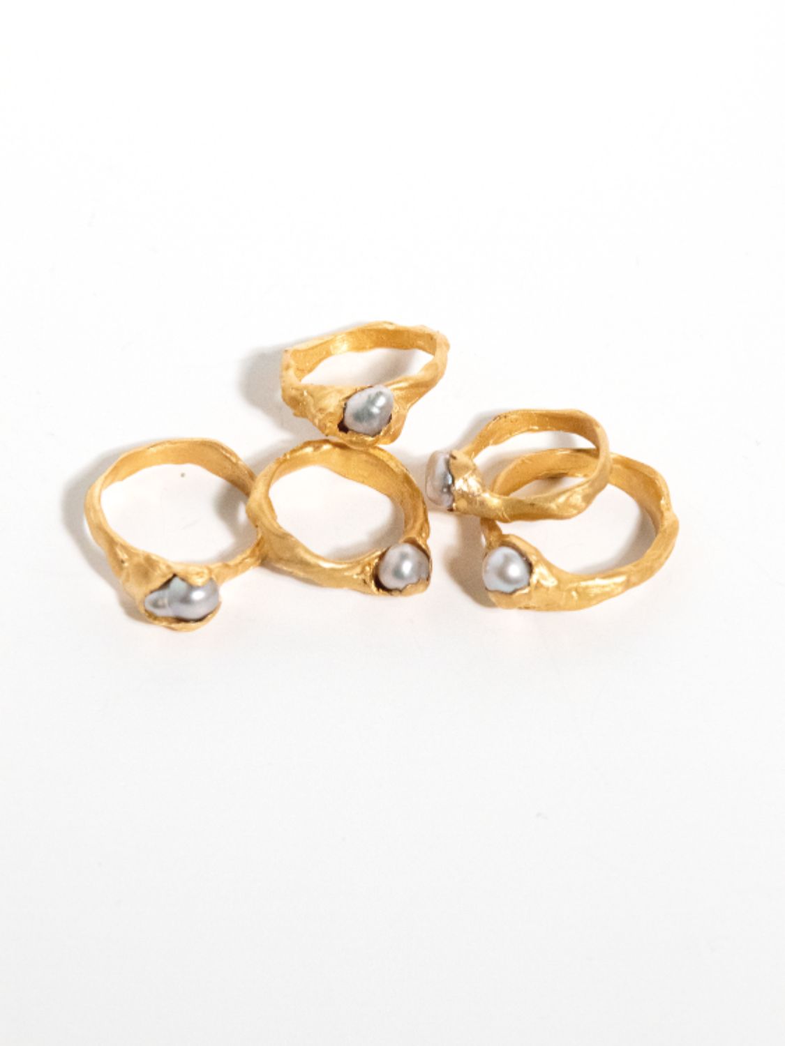 Venus Pearl Ring symbolic sculptural Jewelry variations | The Bow Jewelry