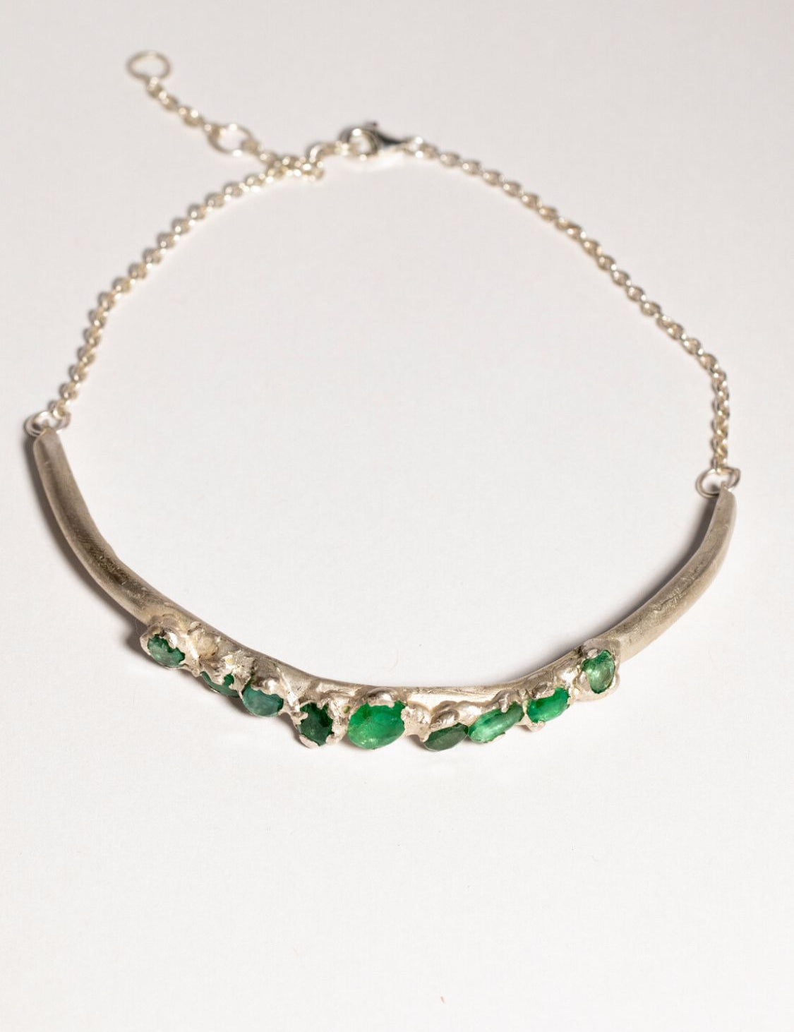 Renewal Emerald Choker sculptural Jewelry | The Bow Jewelry