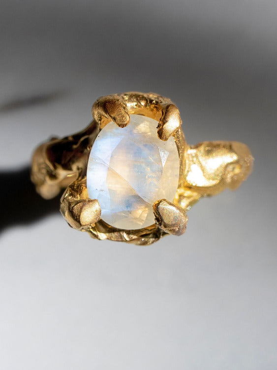 Divinity Moonstone Gold ring | The Bow Jewelry