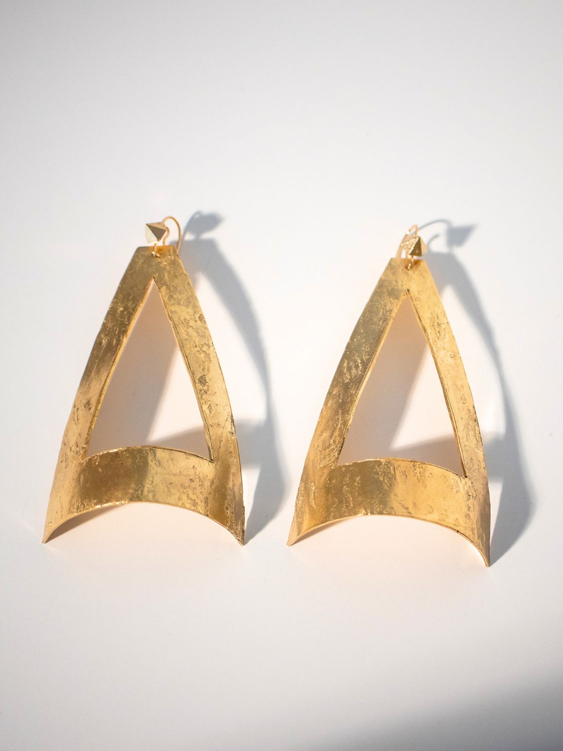 Antiope earrings | The Bow Jewelry