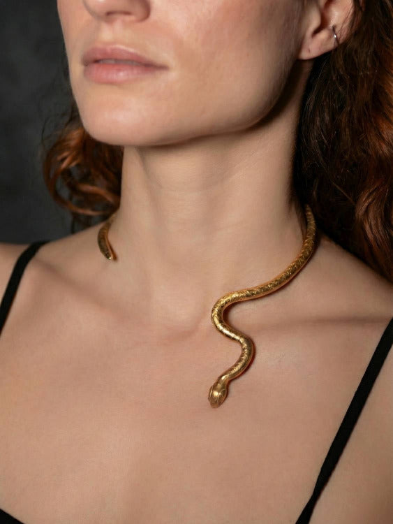 Model wearing Venom Ruby Neck Cuff sculptural Jewelry | The Bow Jewelry
