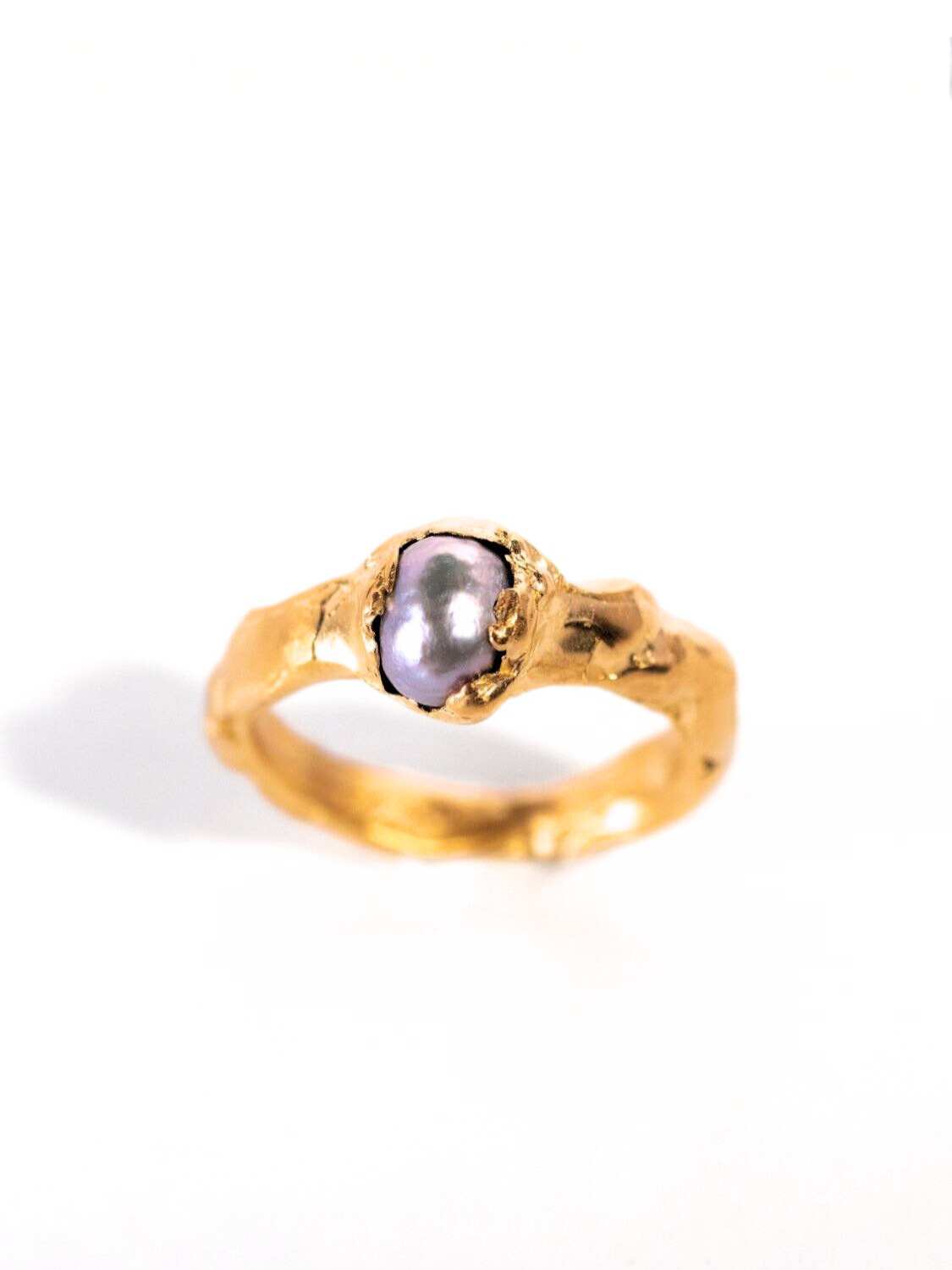Venus Gold plated ring with a grey pearl on a white background | The Bow Jewelry