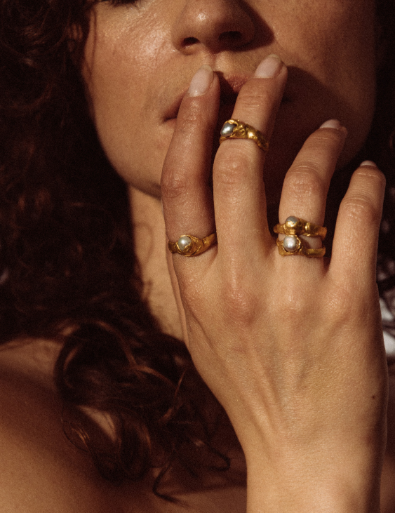 Venus Pearl Ring sculptural Jewelry | The Bow Jewelry